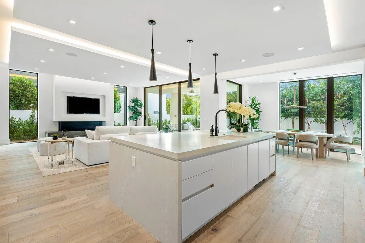 Palm Trail Delray Beach Residence photo 10