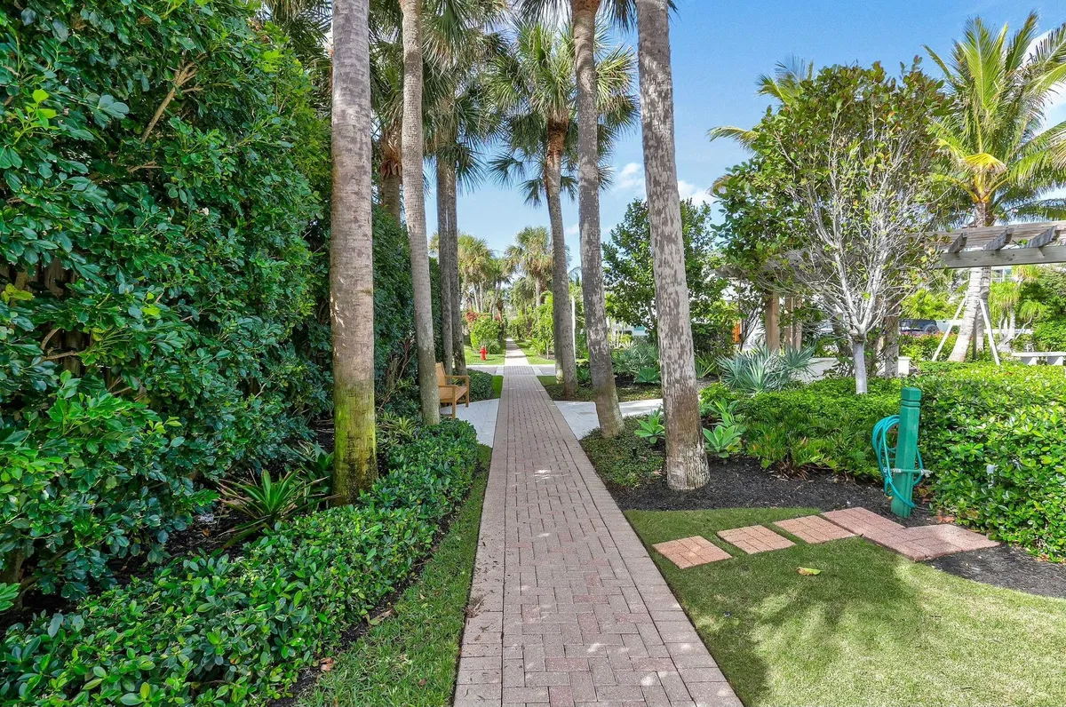 Jupiter Inlet Beach Colony Residence photo 34