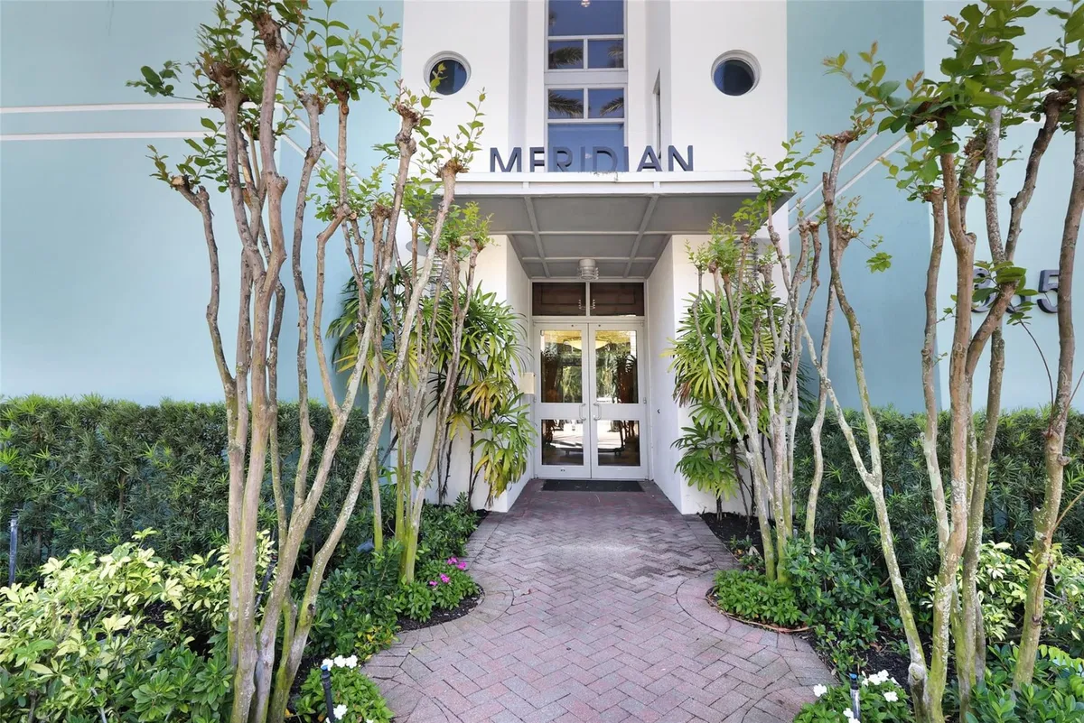 The Meridian Unit 212