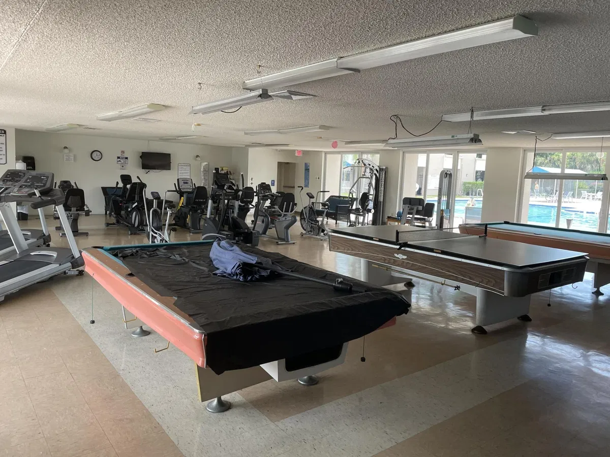 Unit 211 photo 19