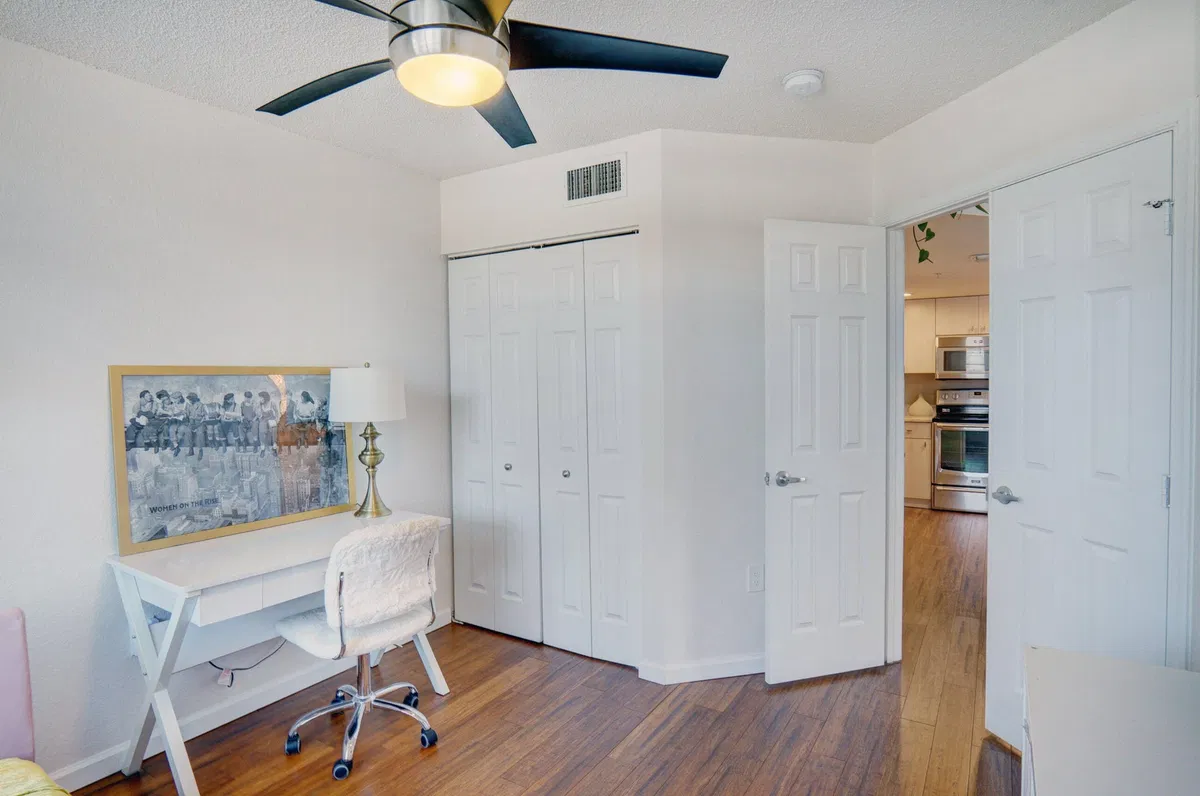 Flagler Pointe Unit 416 photo 10