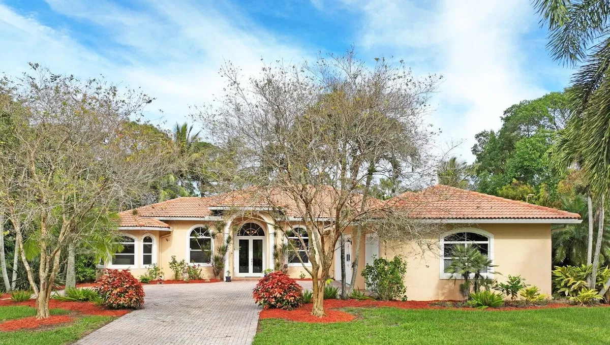 Ranch Colony Jupiter Residence