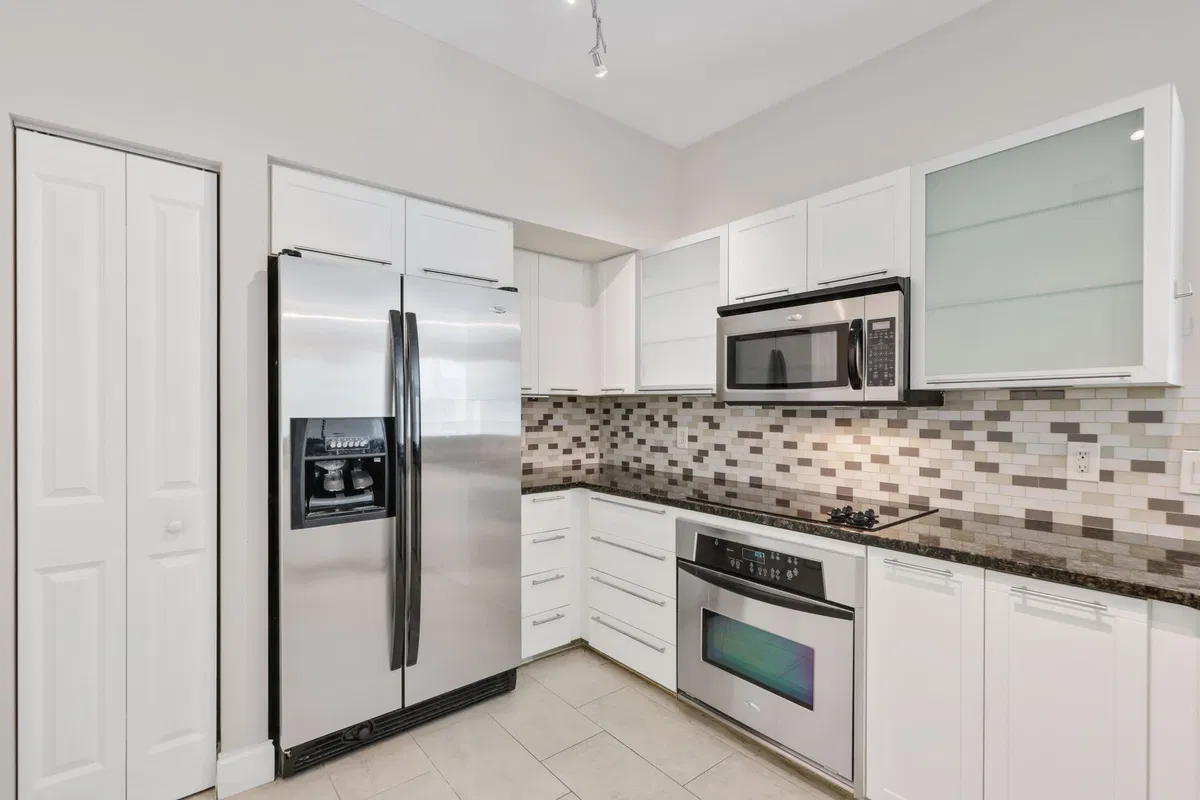 The Astor Unit 314 photo 13
