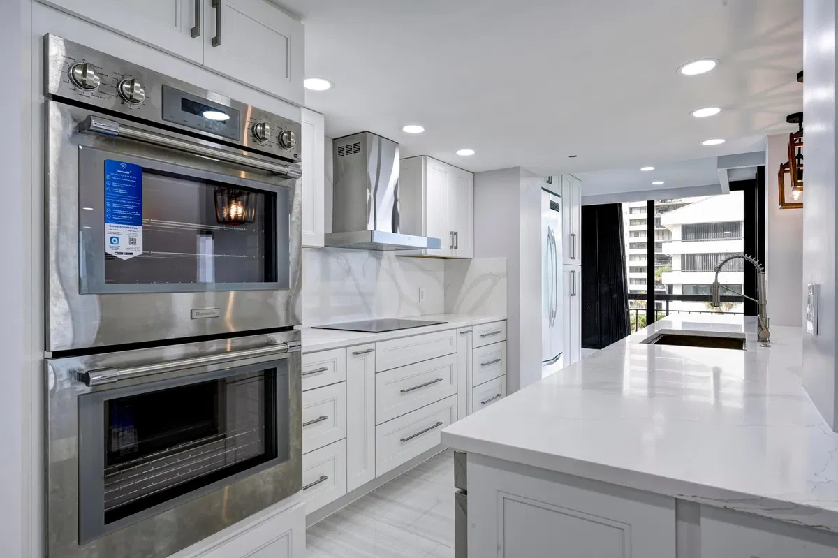 4000 N Ocean Singer Island Unit 301 photo 4