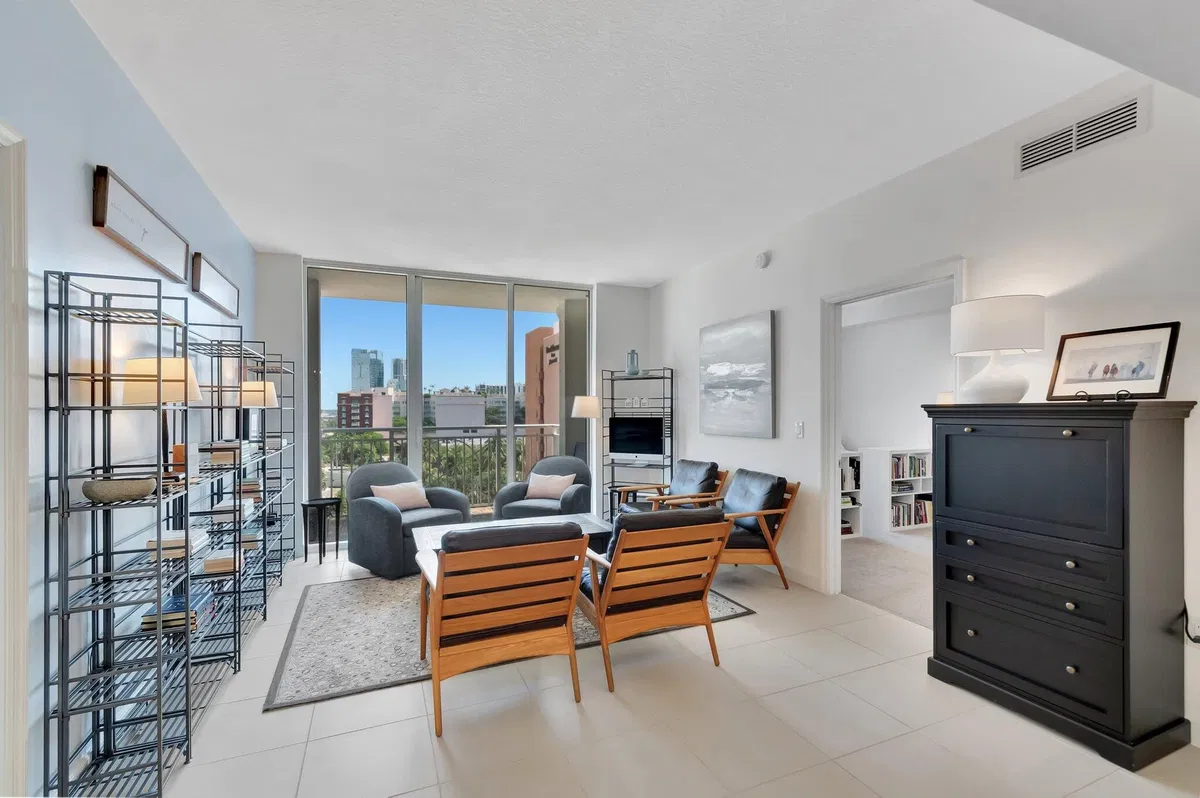 City Palms Unit 709 photo 10