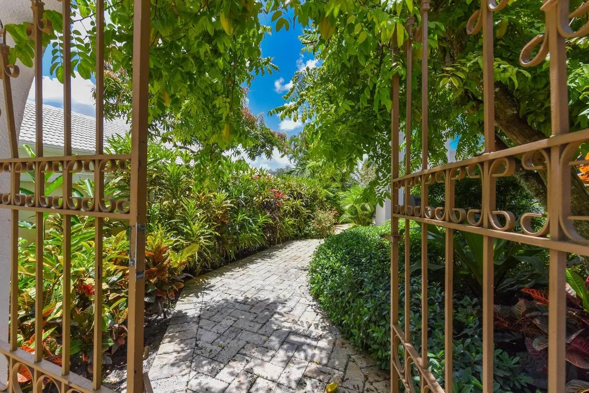 Boca Grove Residence photo 31