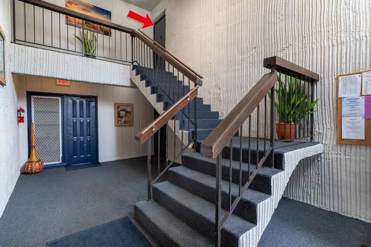 Unit 221 photo 25