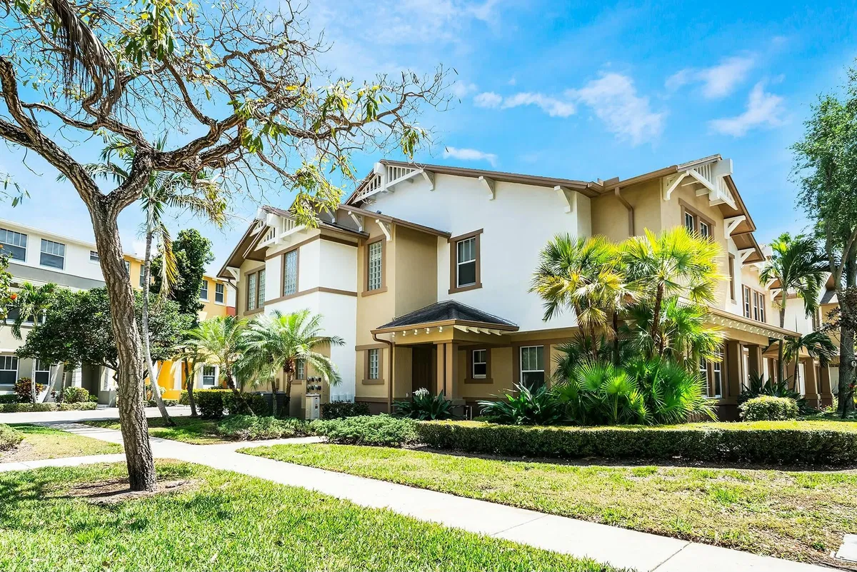 Cityside West Palm Beach Unit 1 photo 4
