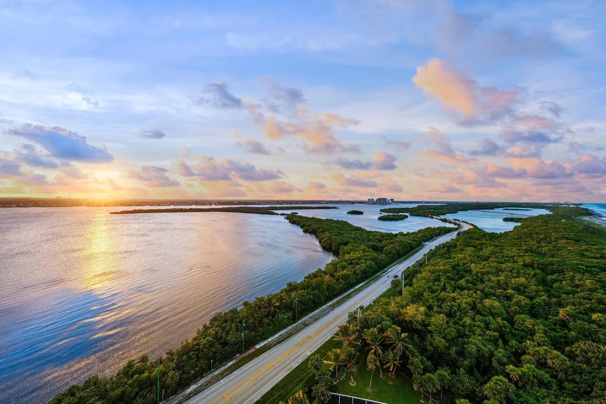 Water Glades Unit 19c photo 31