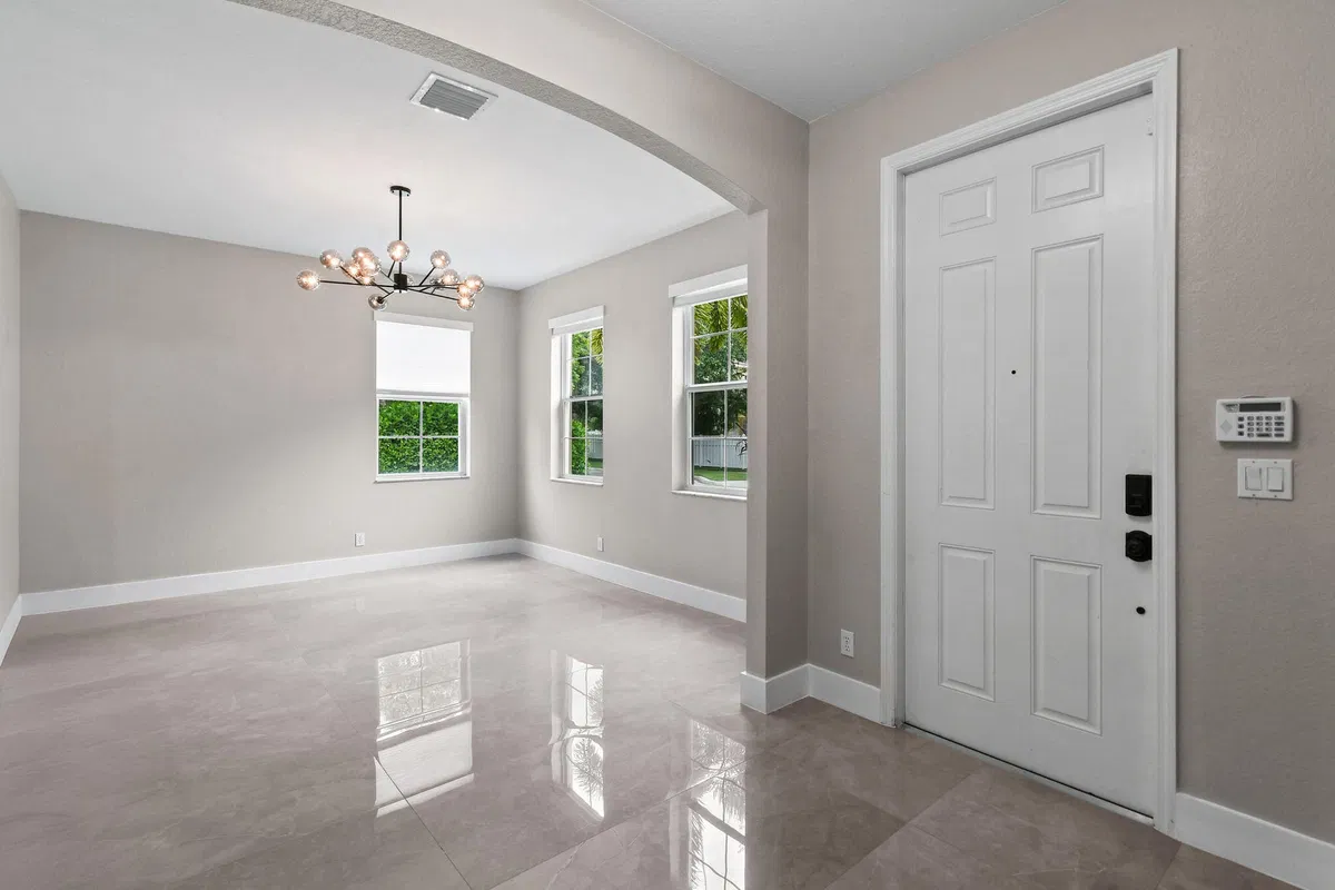 Canterbury Place Residence photo 10