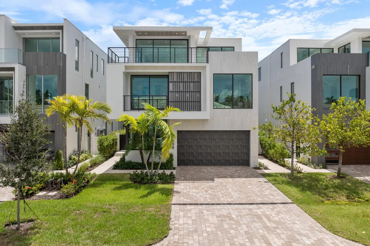 The Estates at Ocean Delray Residence photo 7