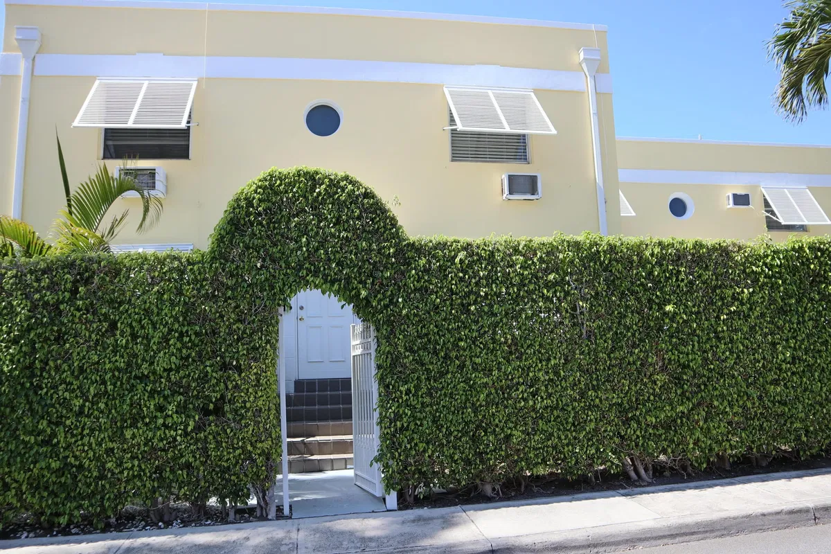 Residence photo 4