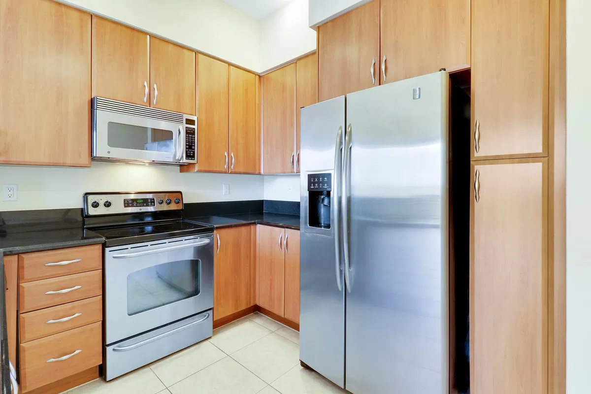 One City Plaza Unit 408 photo 7