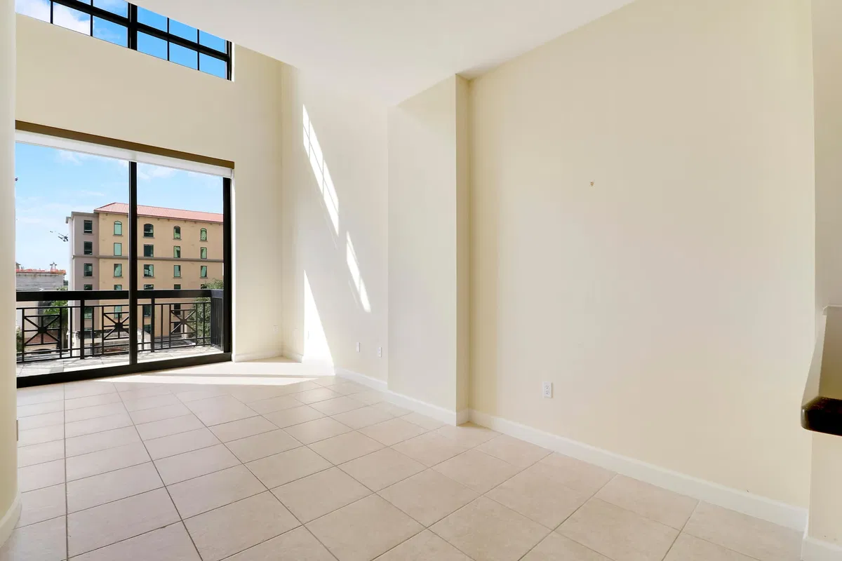One City Plaza Unit 408 photo 10