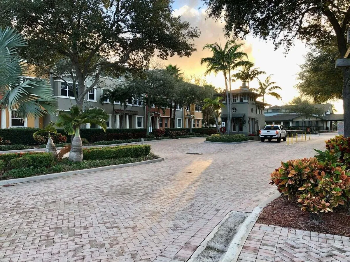Cityside West Palm Beach Unit 2 photo 28