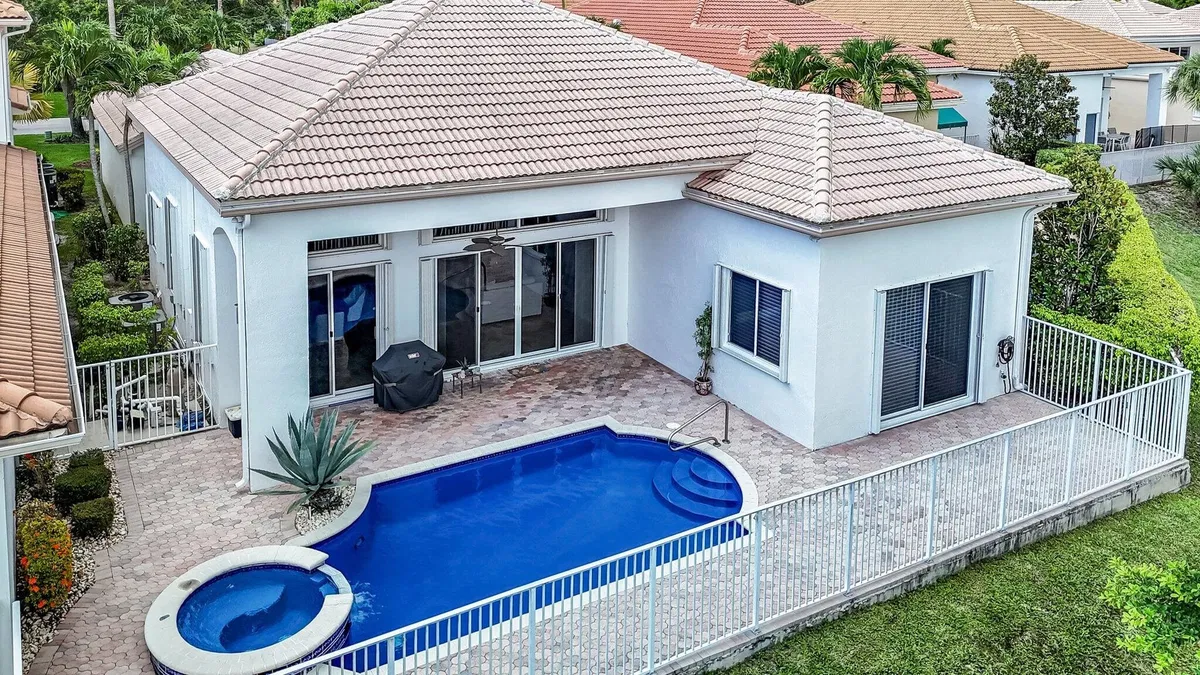 Boca Grove Residence