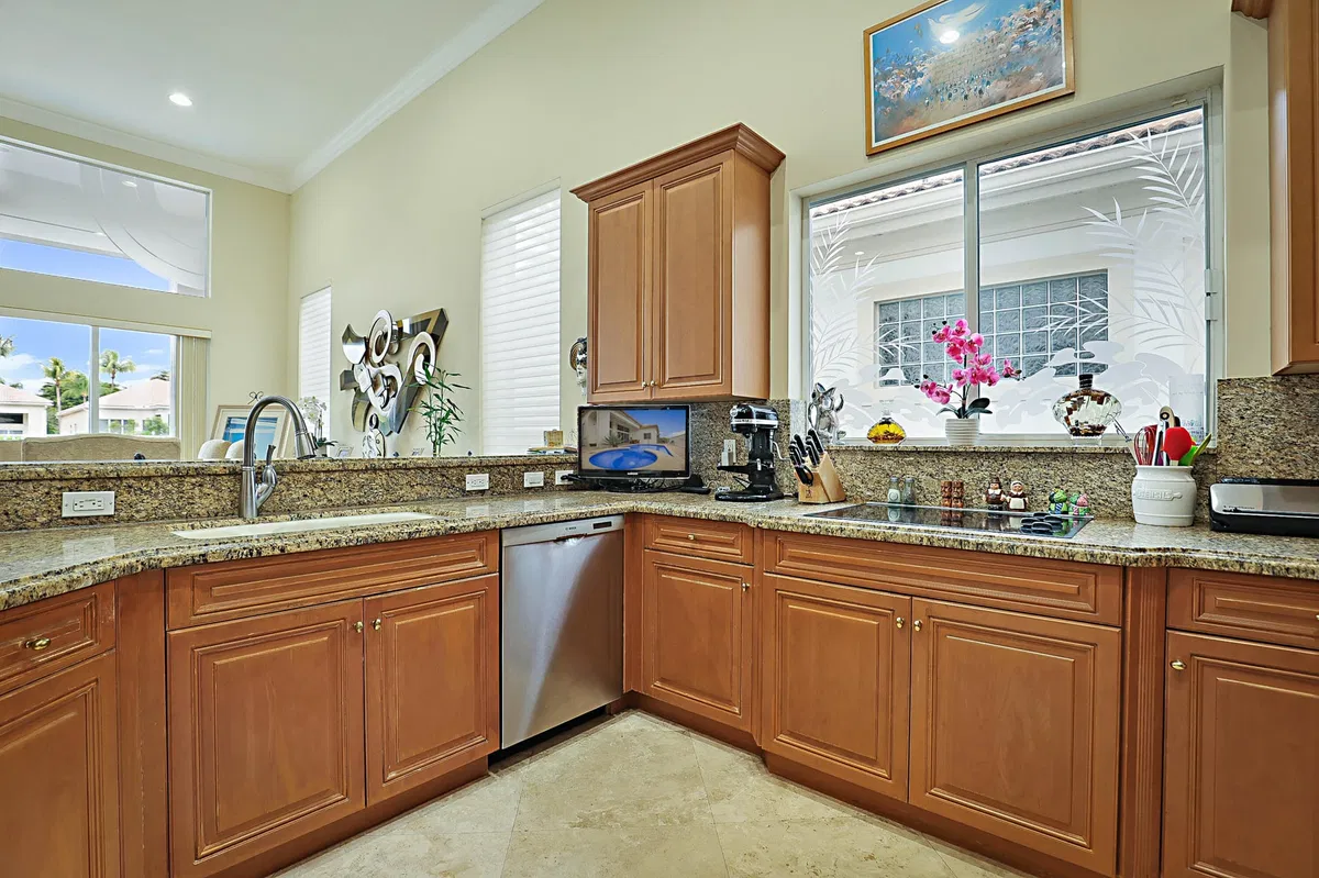 Boca Grove Residence photo 16