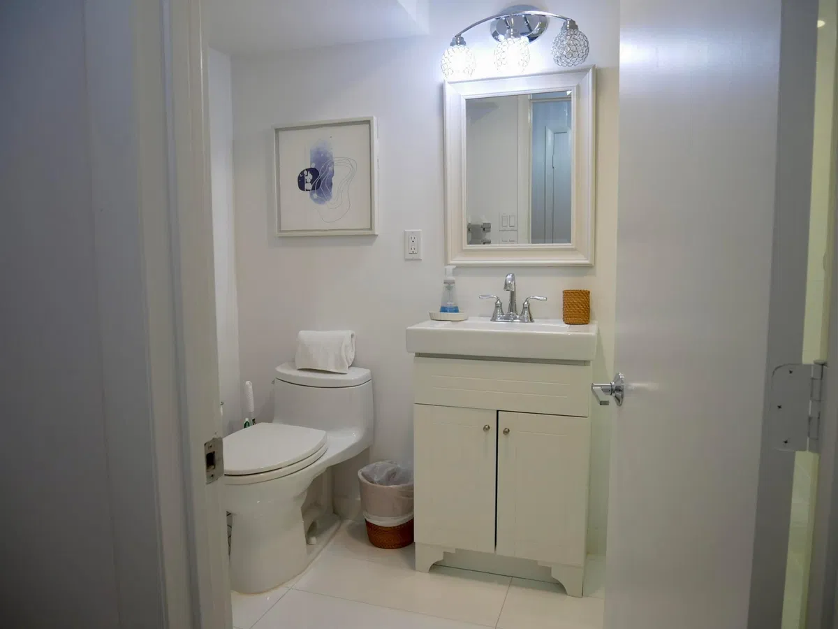 Unit 1107 & 1108 photo 22