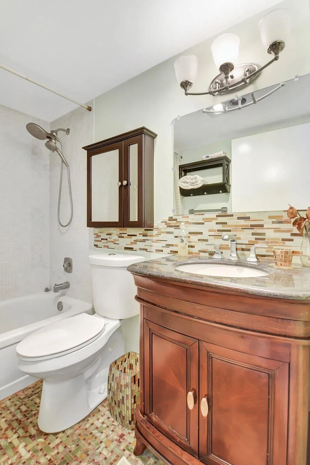 Unit 212 photo 10