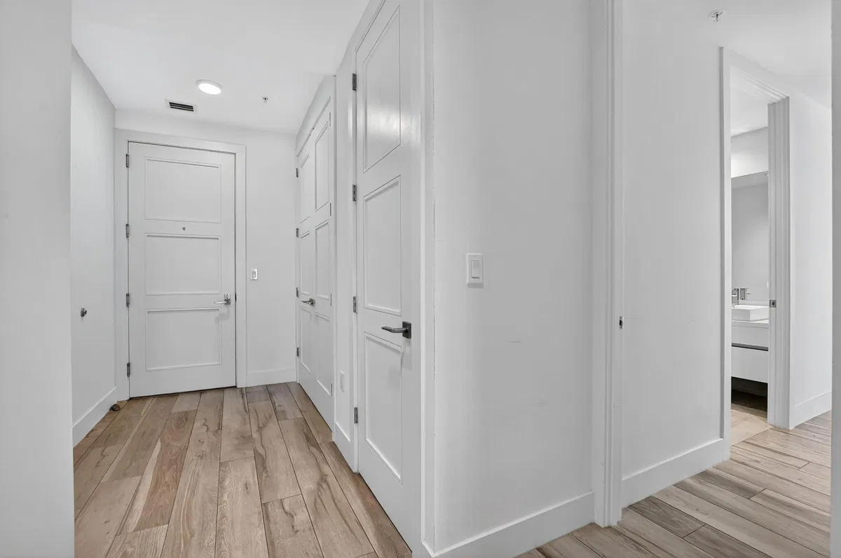 Tower 155 Unit 1014 photo 61