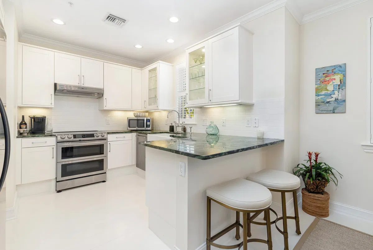 Magnolia Court Residence photo 13