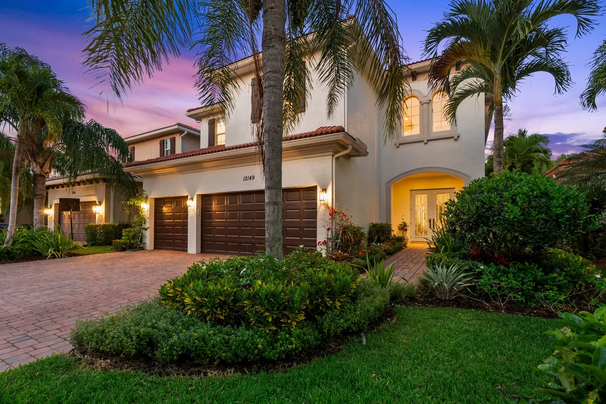 Paloma Palm Beach Gardens Residence