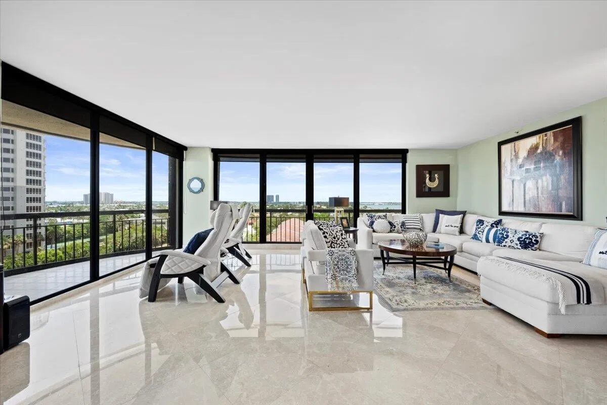 4000 N Ocean Singer Island Unit 704 photo 7