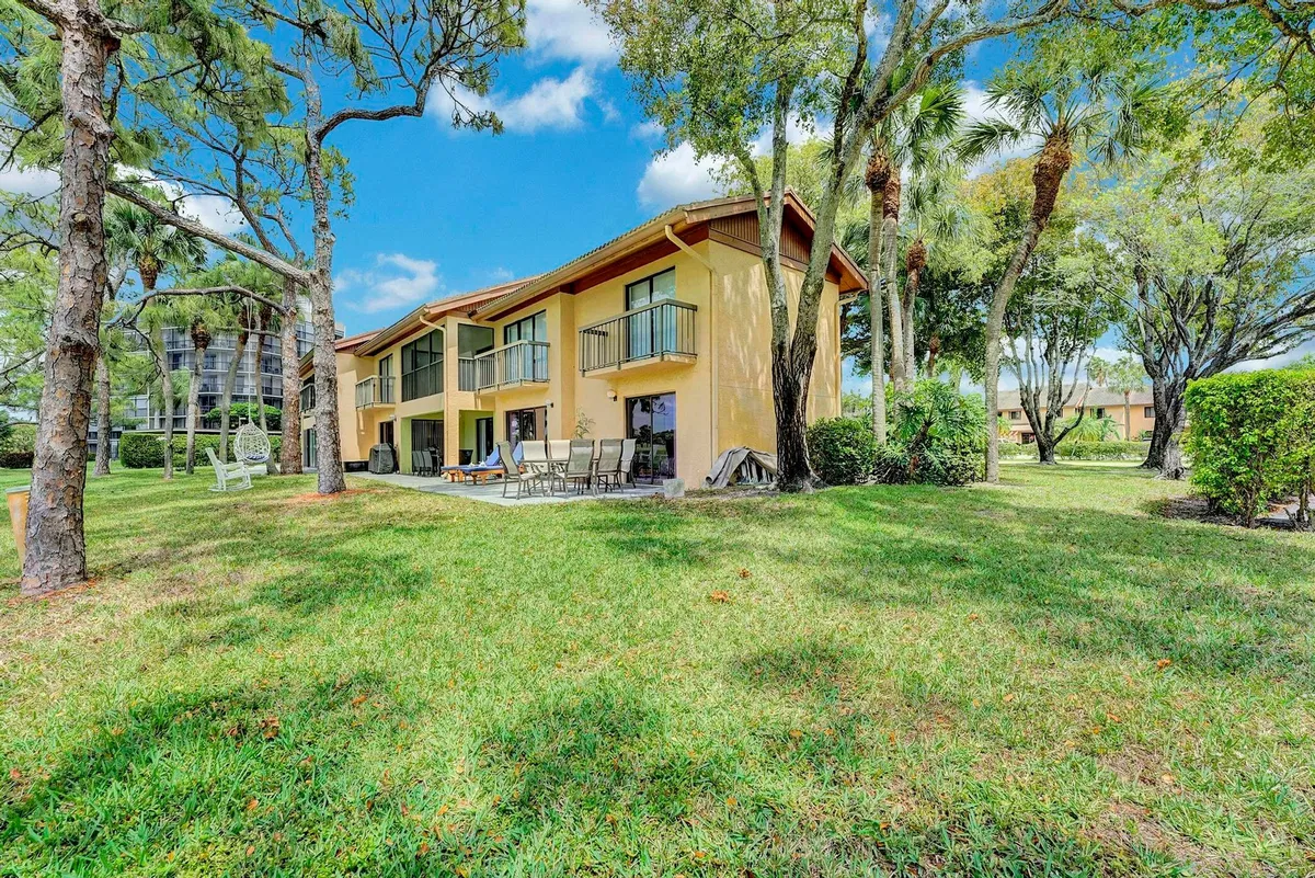 Residence photo 31
