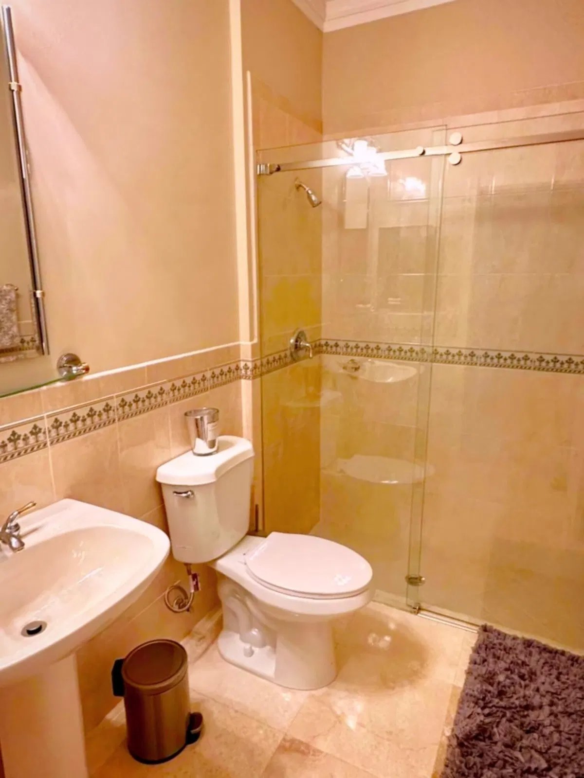 Residence photo 76