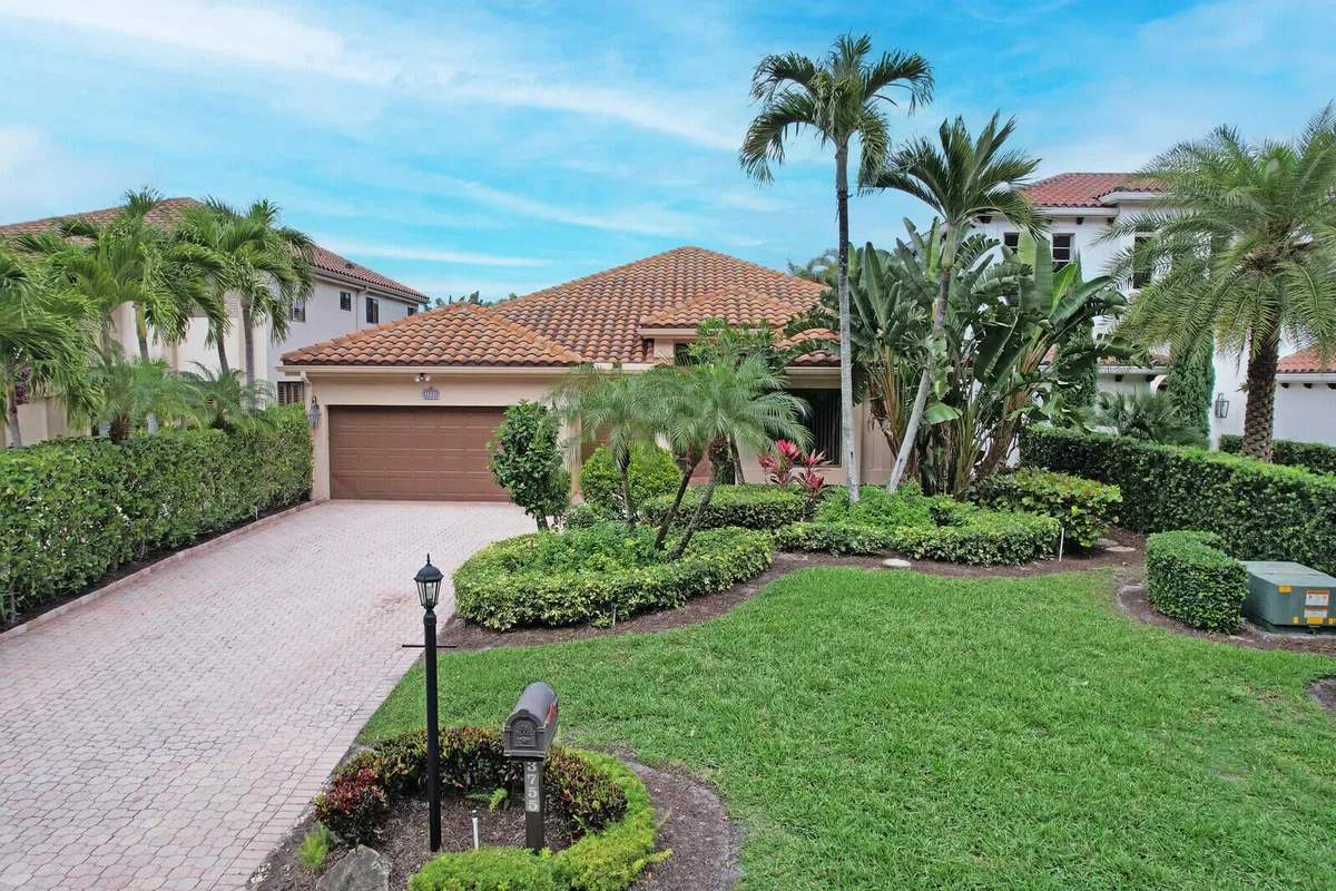 Frenchman's Creek Residence