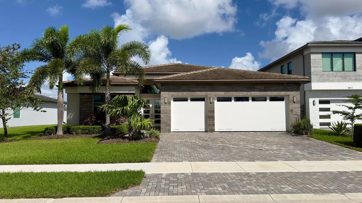 Lotus Palm Boca Raton Residence