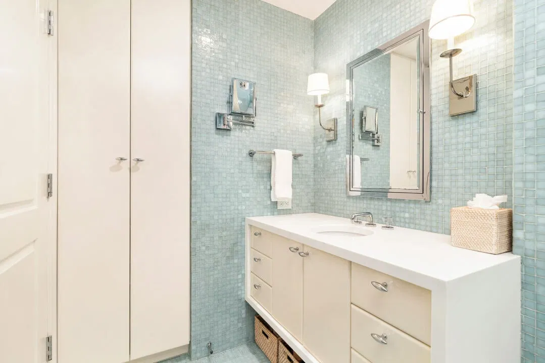 Palm Beach Towers, Palm Beach Unit 320b photo 16