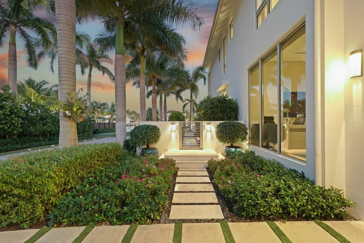 Palm Trail Delray Beach Residence