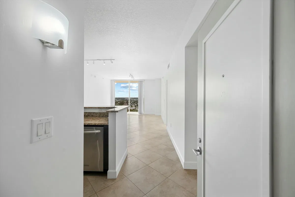 Cityplace South Tower Unit 1605 photo 7
