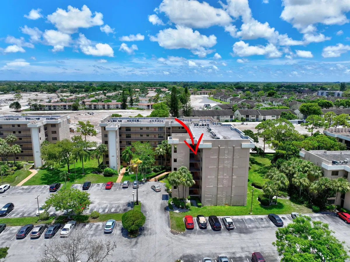 Unit 507 photo 13