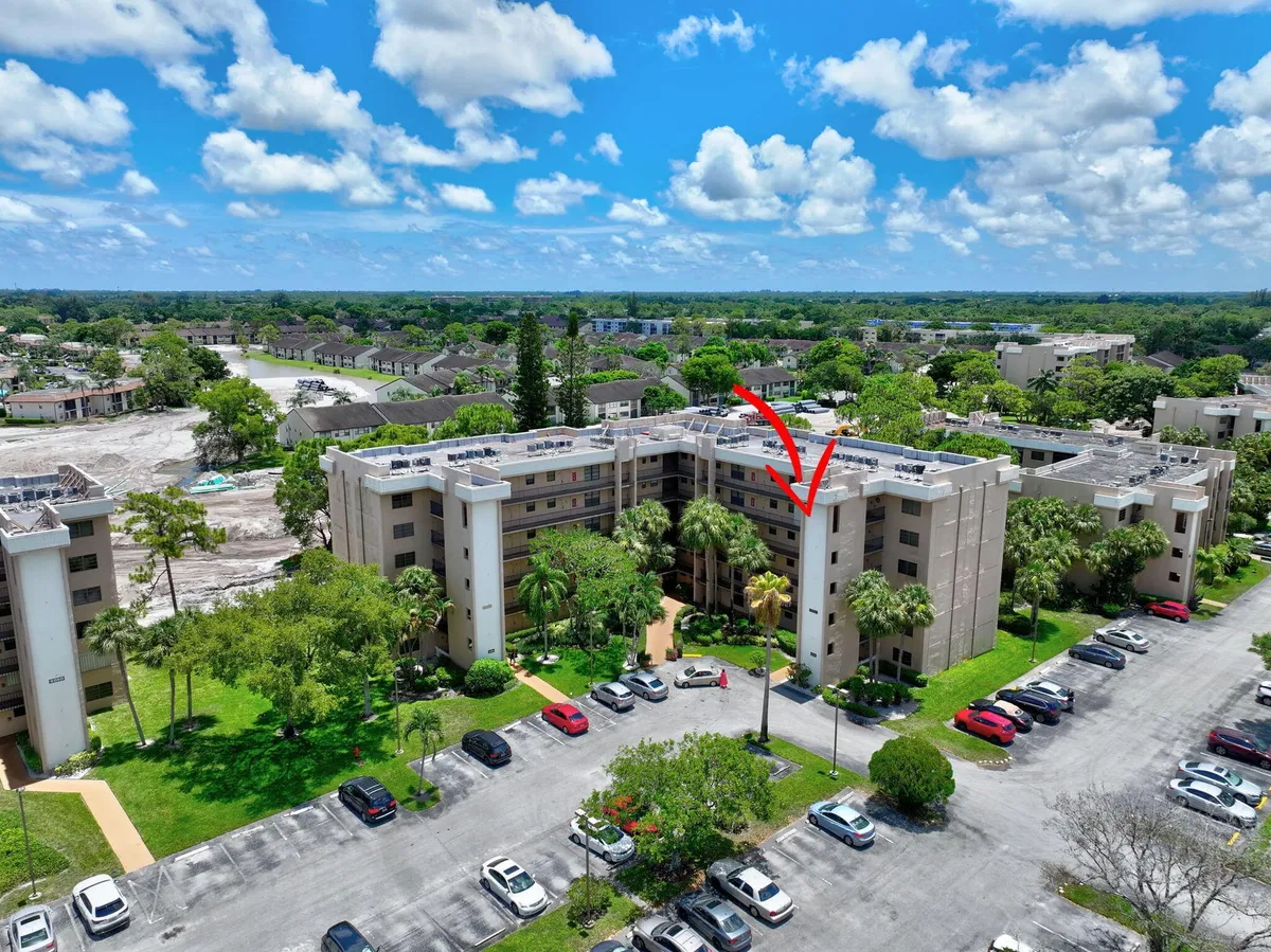 Unit 507 photo 19