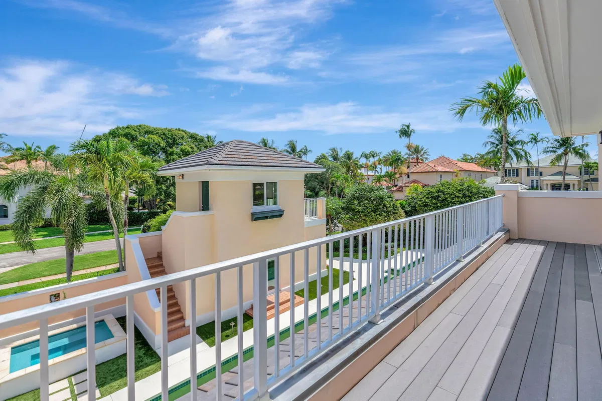 Admirals Cove Residence photo 43