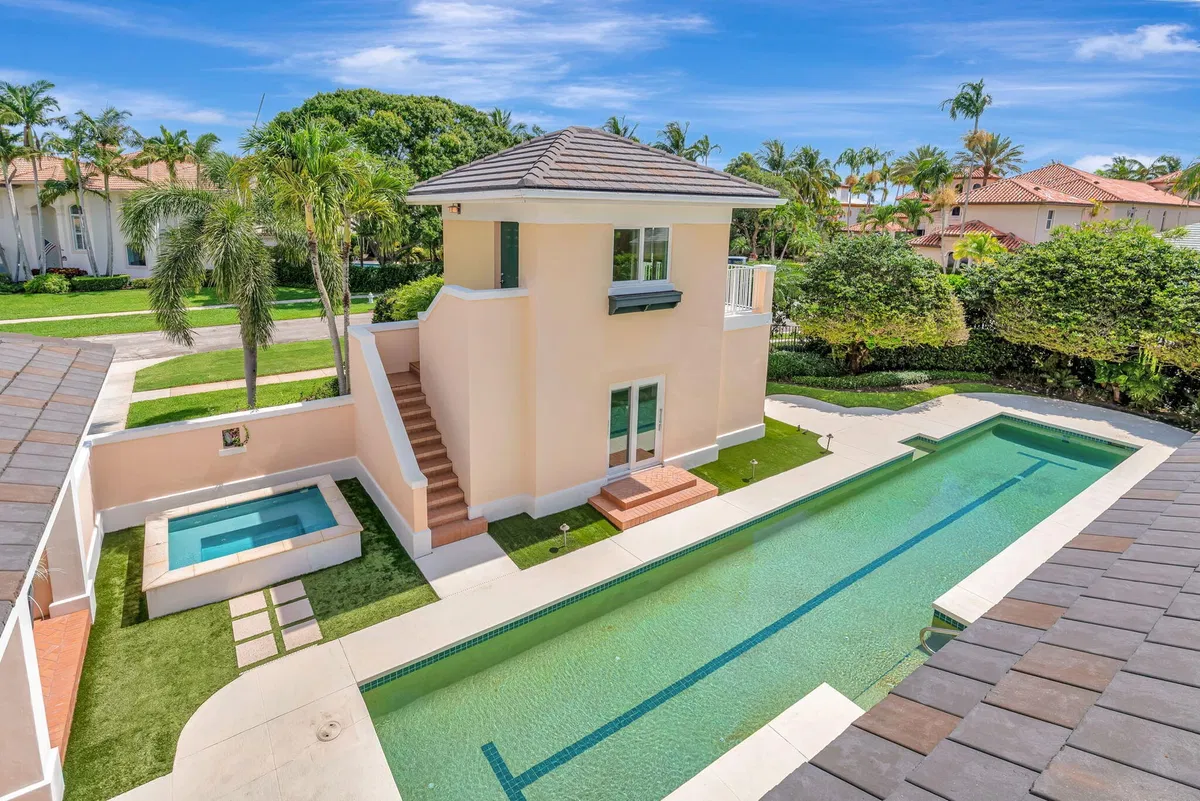 Admirals Cove Residence photo 55