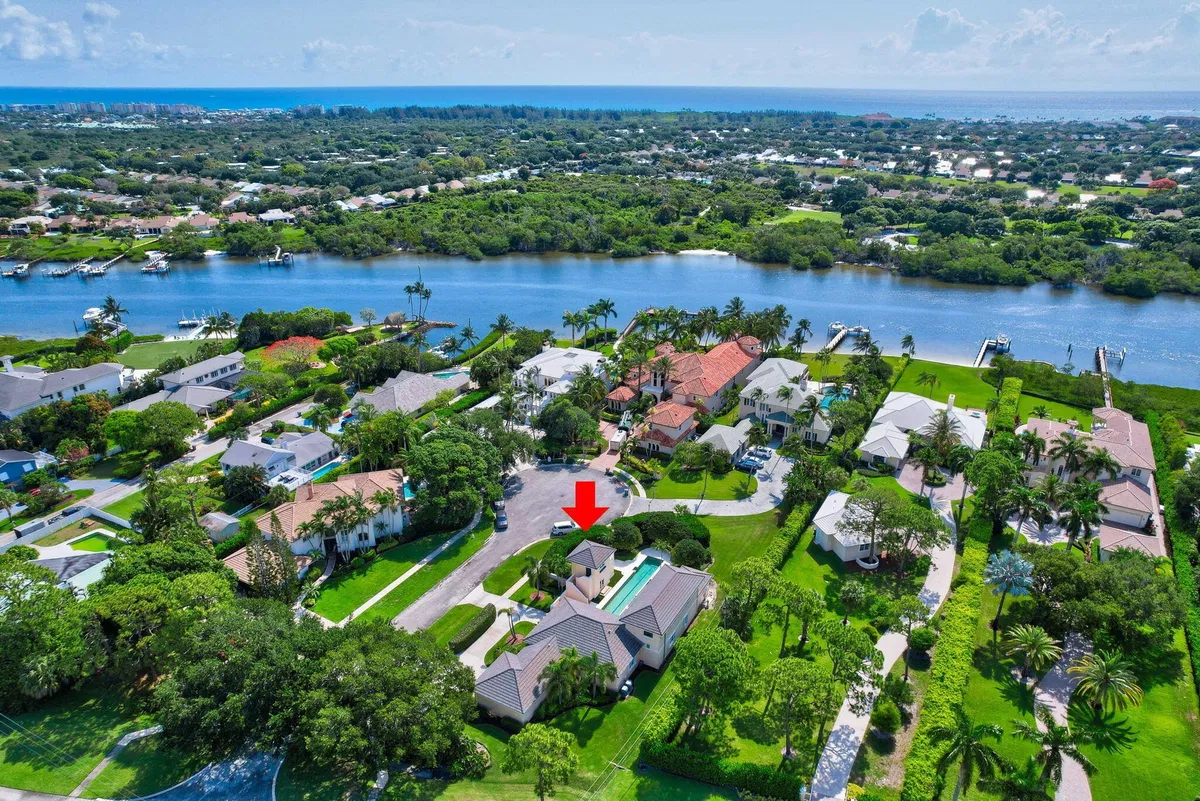 Admirals Cove Residence photo 76