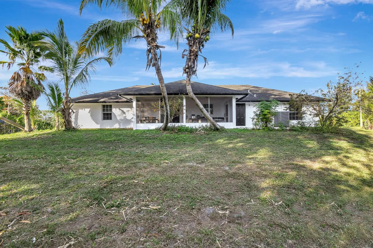 Residence photo 34