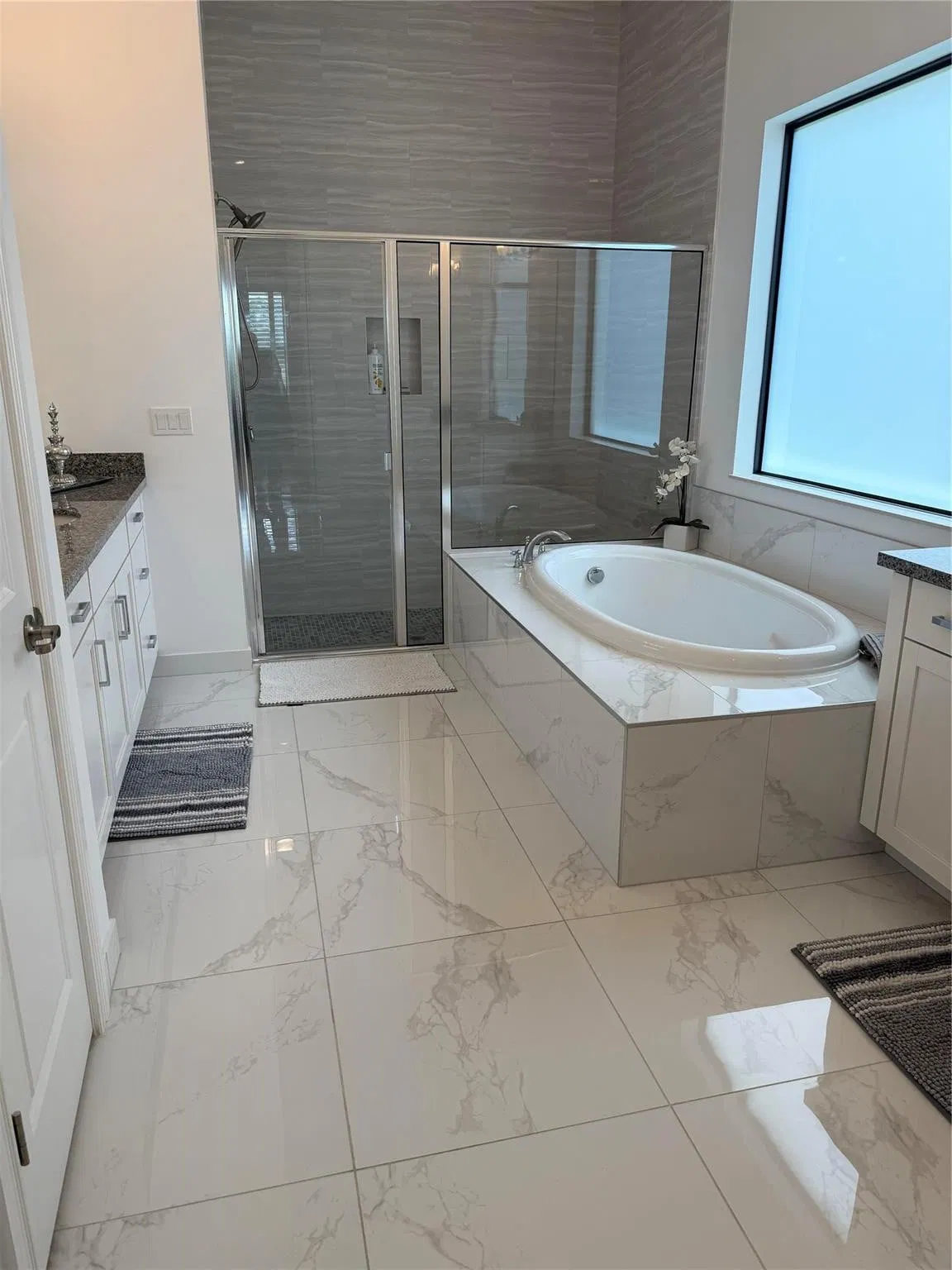 Residence photo 19
