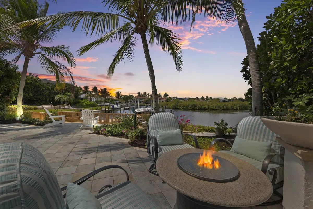 Admirals Cove Residence