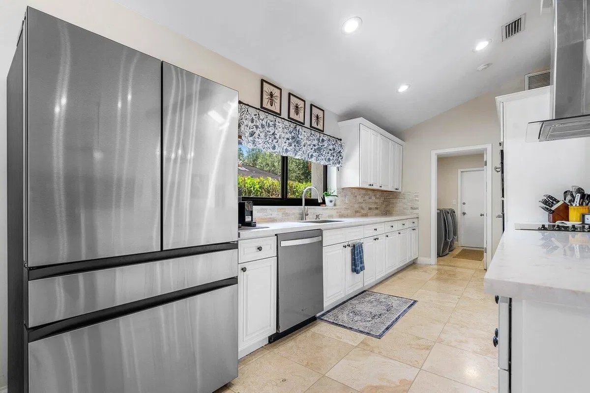 Colonnade Boca Raton Residence photo 19