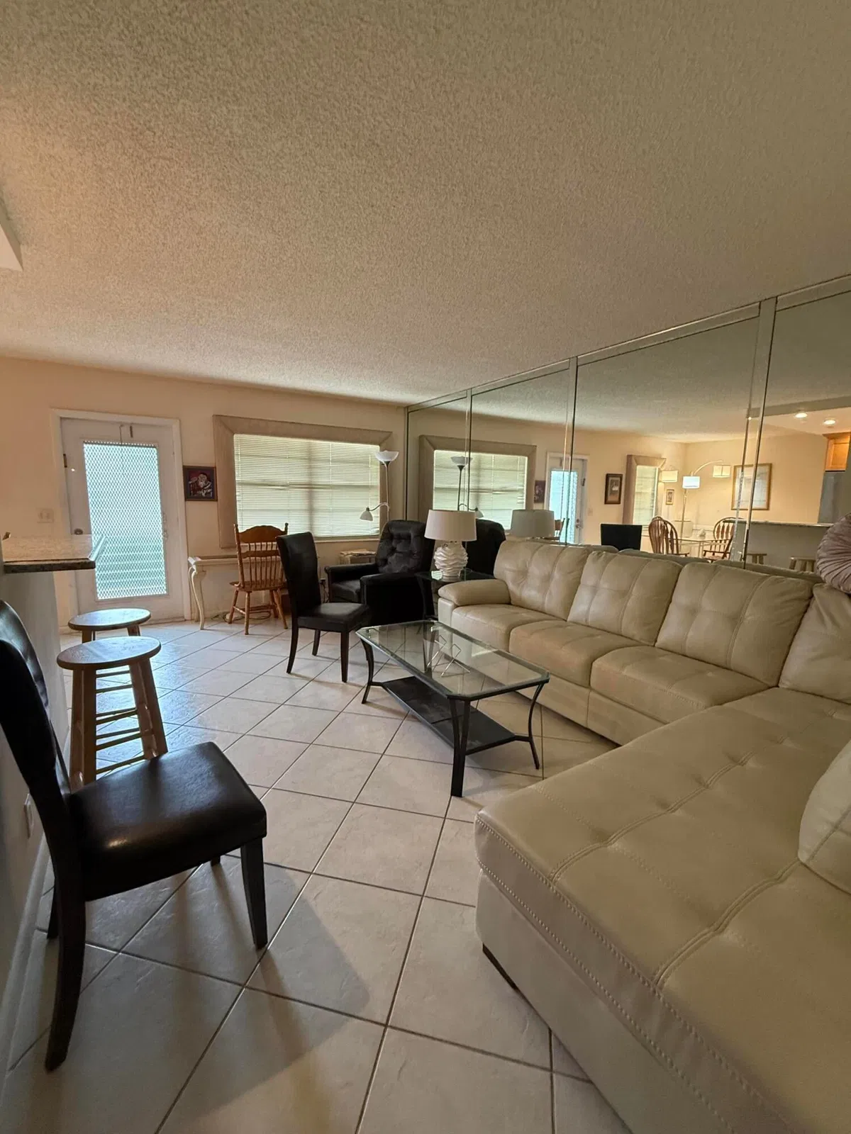 Residence photo 7