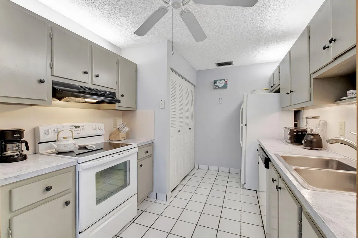 Residence photo 13