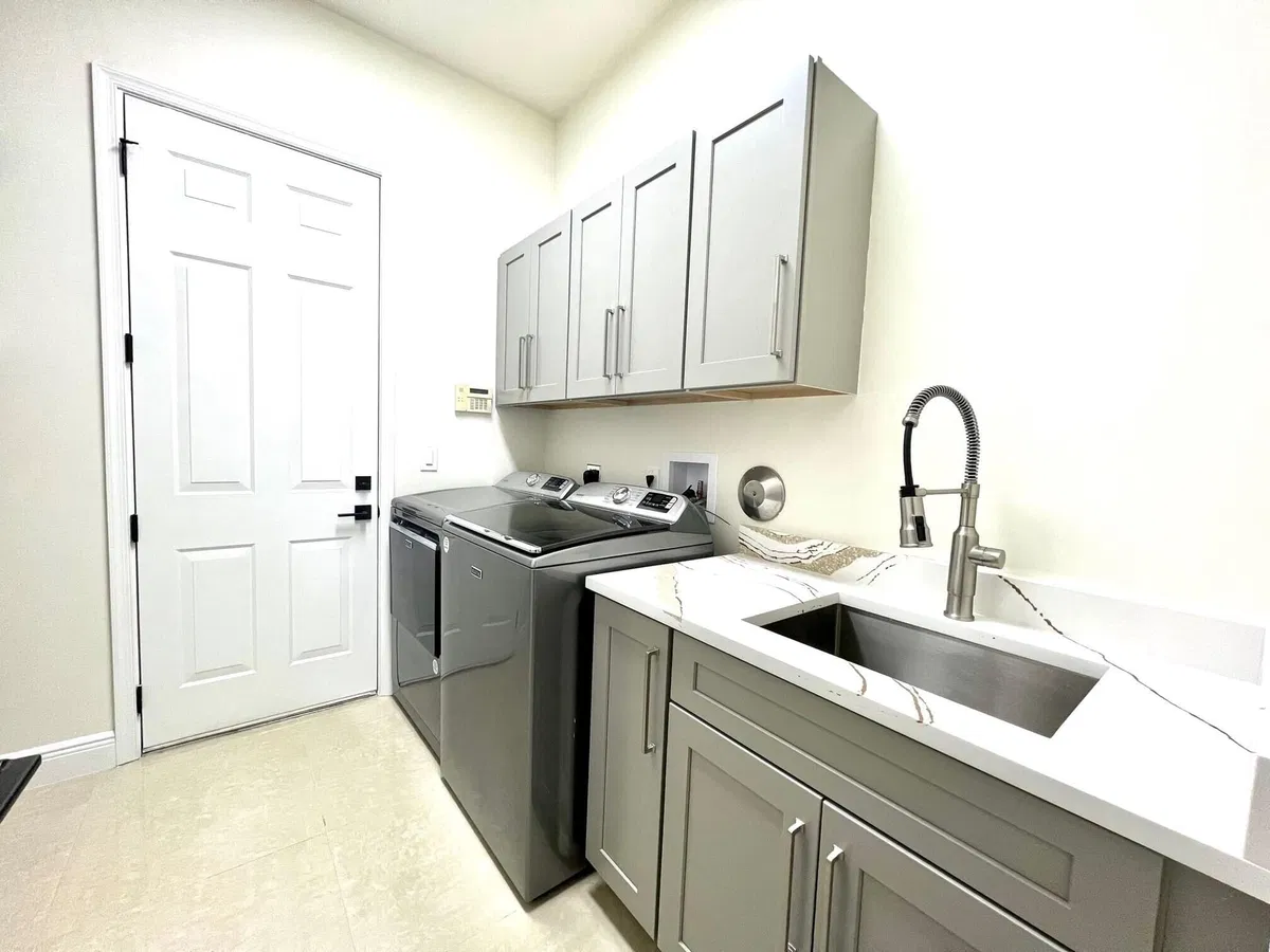 Paddock Park Residence photo 28