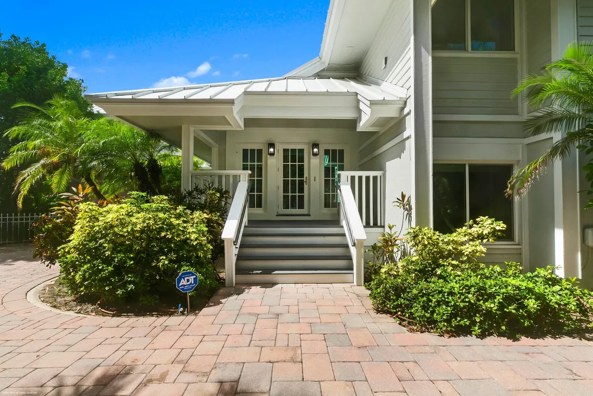 Residence photo 19