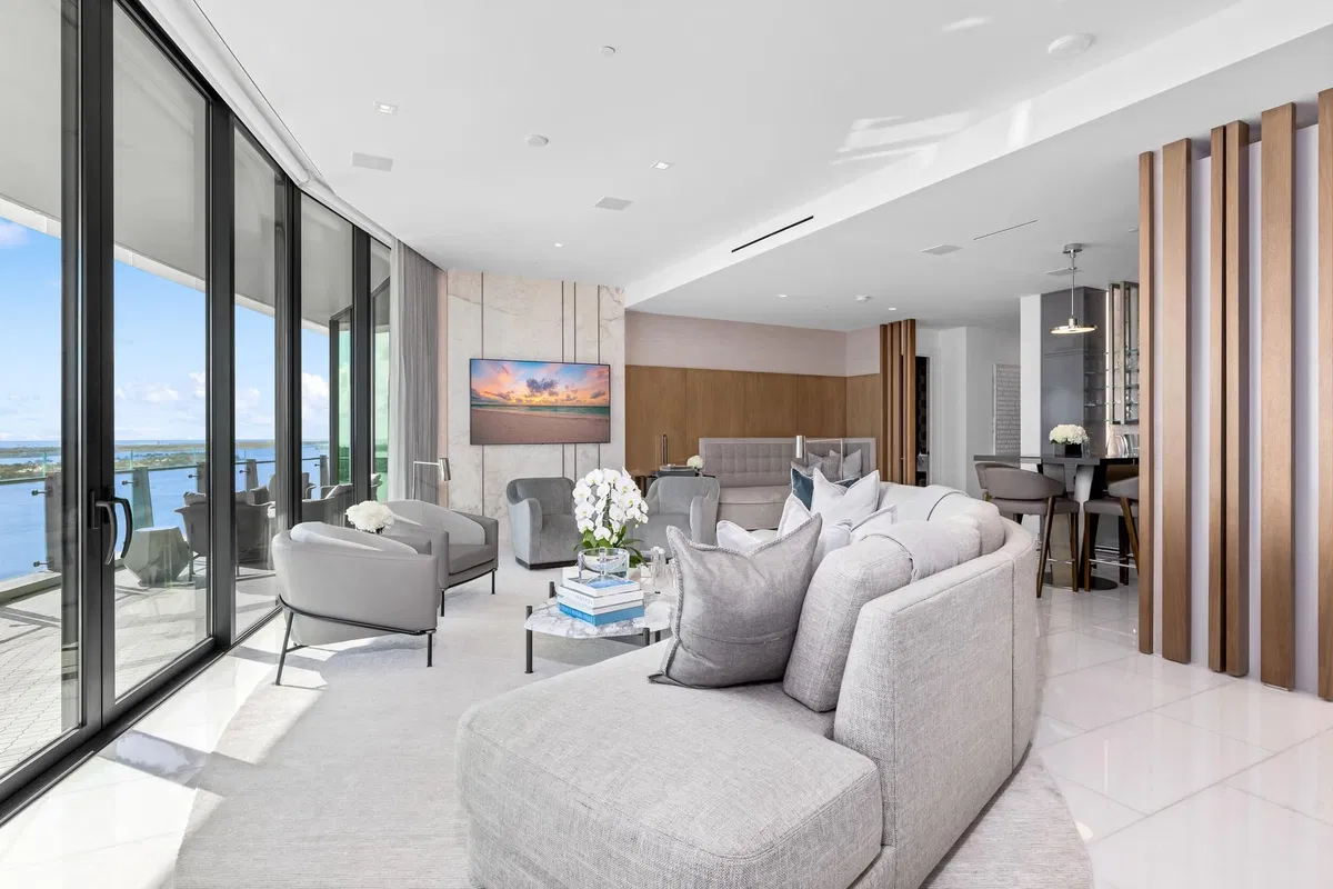 The Bristol Palm Beach Unit 1502 photo 7