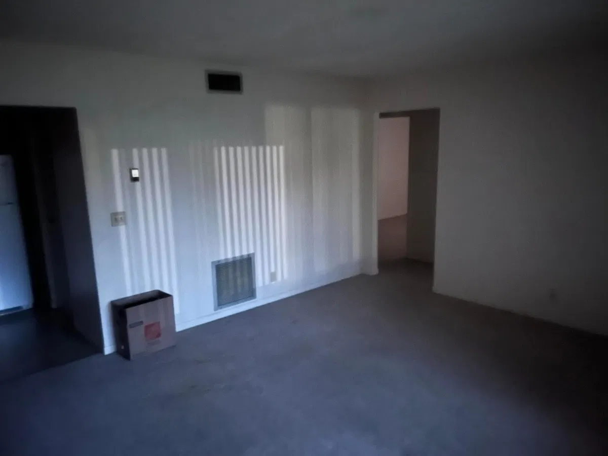 Unit B-1 photo 4