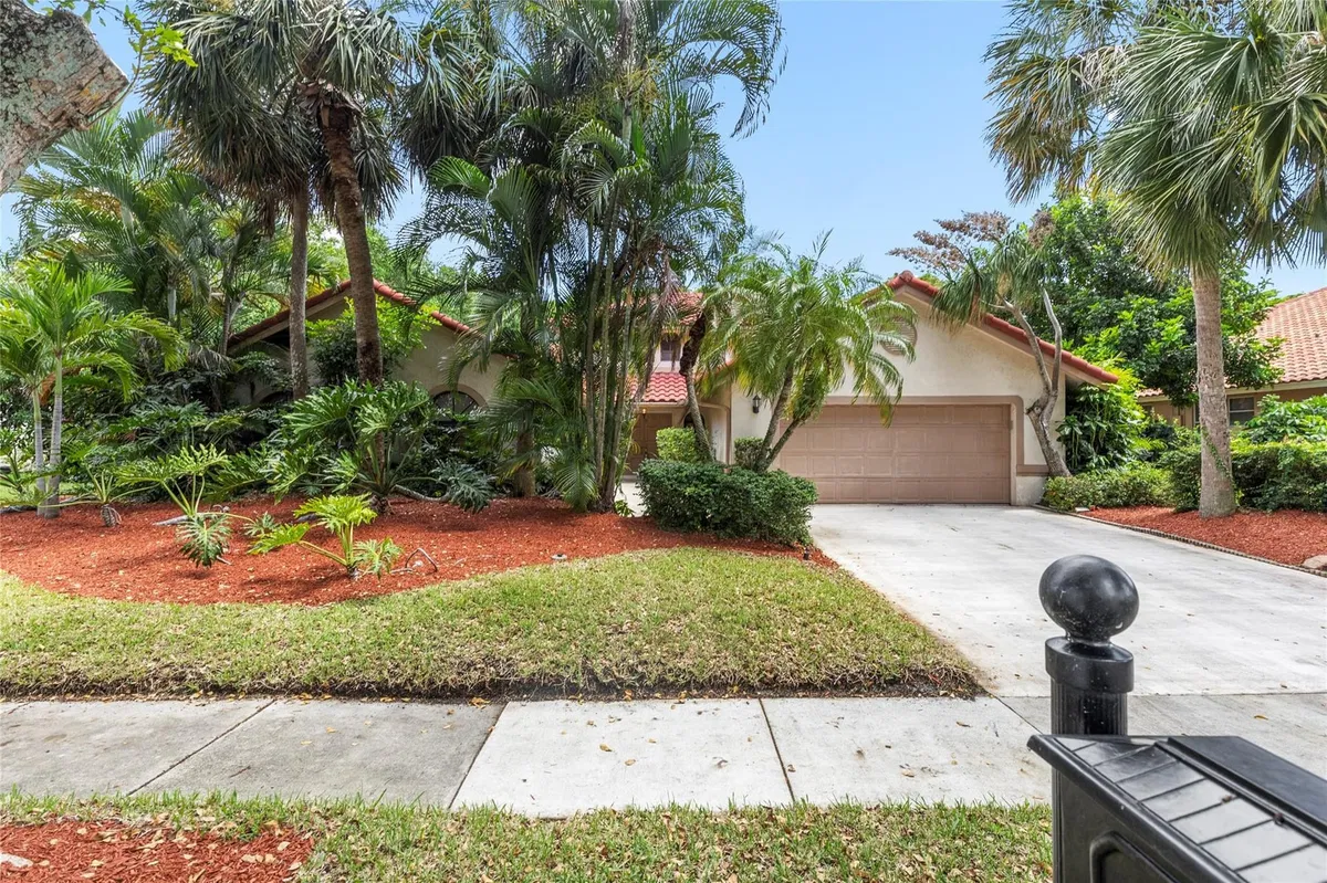 New Floresta Boca Raton Residence